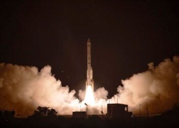 İsrail yeni casus uydusunu uzaya fırlattı