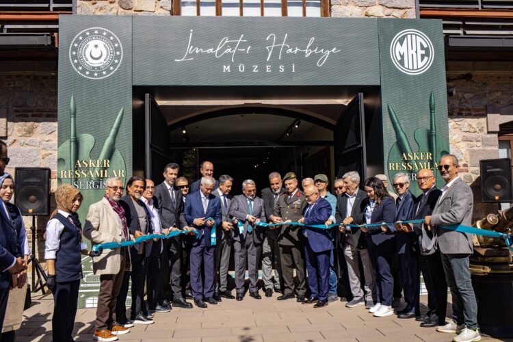 Asker Ressamlar Sergisi açıldı