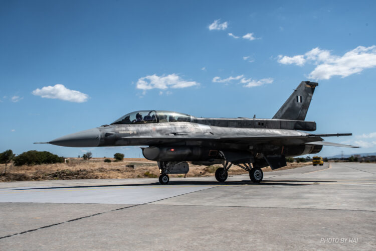 Yunanistan’a modernize F-16 teslimatı