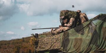 Fransa İHA’lara karşı modernize ettiği eski top sistemini test ediyor