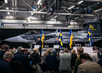 Ukrayna’dan Gripen savaş uçağı tedariki için resmi adım