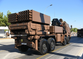 Güney Kıbrıs Rum Yönetimi’nden geçit töreni