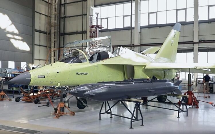 Yak-130M eğitim uçağı yer testlerine hazır