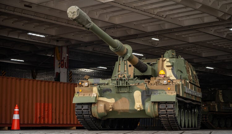 Estonya’ya obüs teslimatı