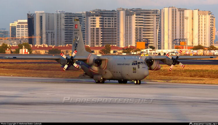 Millî Savunma Bakanlığı’ndan düşen uçağa yönelik açıklamalar