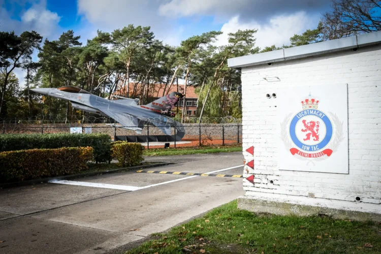 Belçika’daki hava üssü yakınlarında casusluk şüphesi