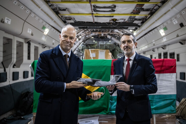 Macaristan’a C-390 nakliye uçağı teslimatı tamamlandı