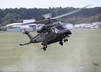Polonya ilk yerli AW149 helikopterini teslim aldı