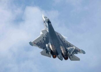 Su-57E ilk yabancı müşteriye teslim edildi