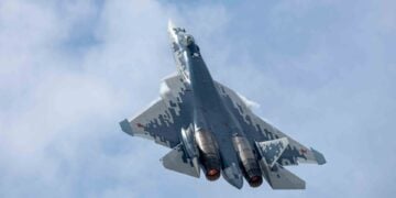 Su-57E ilk yabancı müşteriye teslim edildi