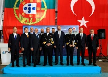 Portekiz’e ihraç edilecek gemilerin sac kesimi yapıldı