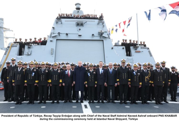 Pakistan’ın ikinci MİLGEM’i hizmete girdi