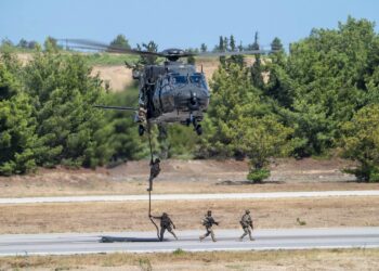 Yunanistan’dan NH90 helikopterleri için anlaşma