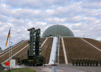 İsrail üretimi hava savunma sistemi Almanya’da