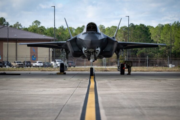 ABD Japonya’ya F-35 konuşlandırmaya hazırlanıyor