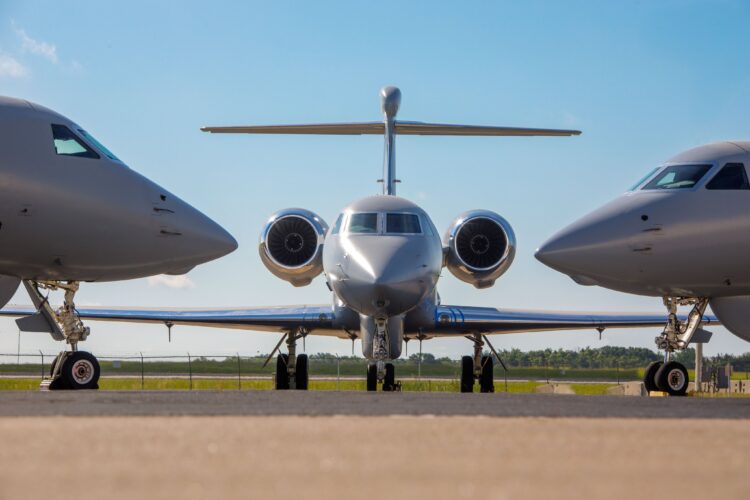 Avustralya ilk MC-55A Peregrine uçağını teslim aldı