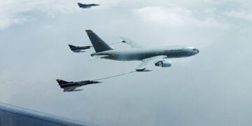 Hindistan’dan 20 yıl sonra tanker uçak hamlesi