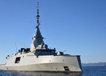 Yunanistan’ın yeni fırkateyni ülkeye ulaştı