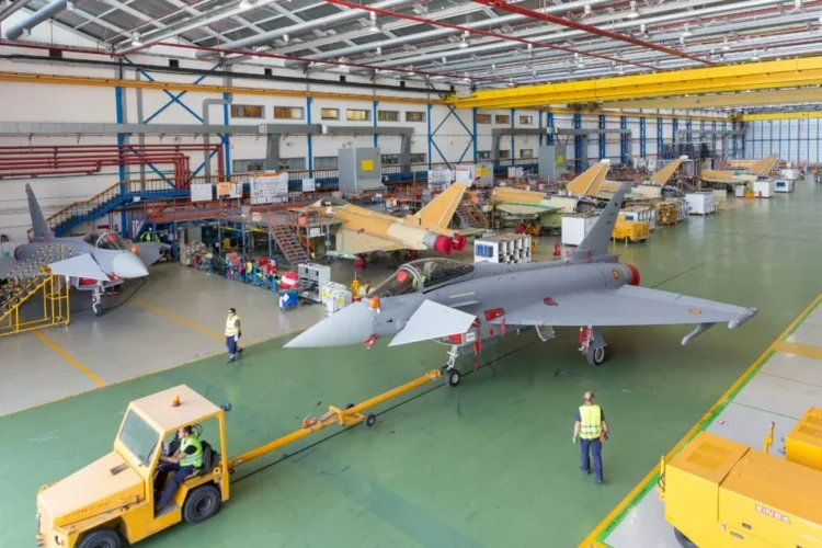 Eurofighter Typhoon’un üretim hattı doldu