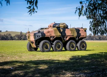 BAE Systems yeni insansız kara aracını test ediyor