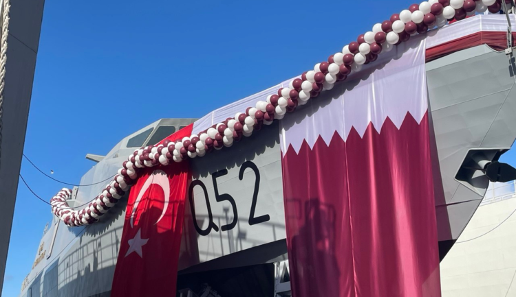 DEARSAN’ın Katar için inşa ettiği ikinci hücumbot denizle buluştu