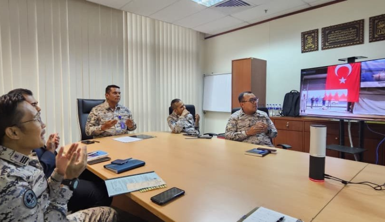 Malezya’ya ihraç edilen karakol gemisinin sac kesimi yapıldı