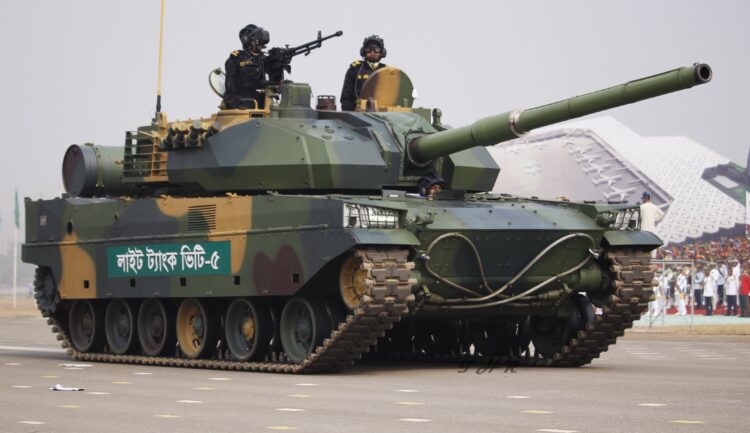 Bangladeş’e tank teslimatı