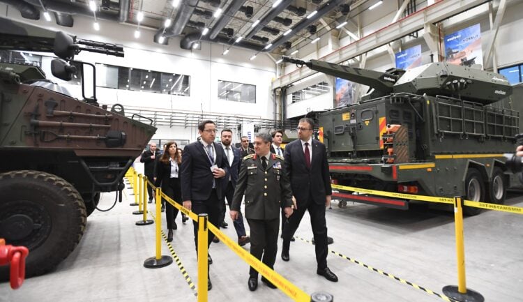 SARP 100/35 silah kulesi treyler üstünde görüldü