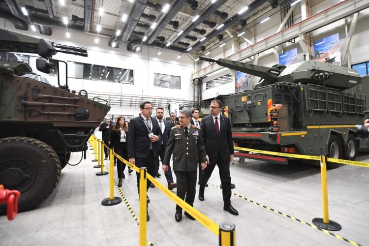 SARP 100/35 silah kulesi treyler üstünde görüldü