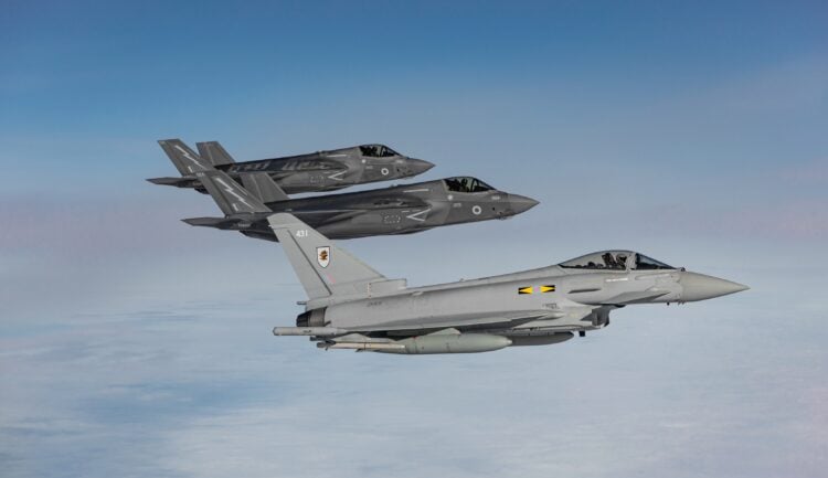 Birleşik Krallık F-35B’leri GKRY’de