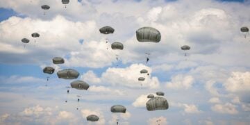 ABD hava indirme tatbikatını iptal etti