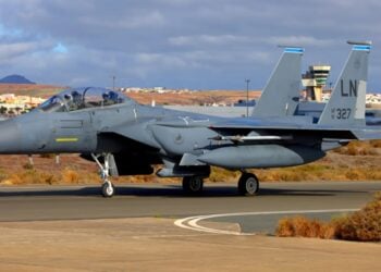 Düşen F-15 savaş uçağının seri numarası İngiltere’yi işaret etti