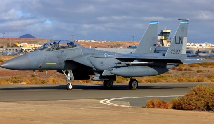 Düşen F-15 savaş uçağının seri numarası İngiltere’yi işaret etti