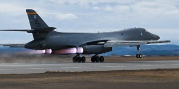 İtalya’dan ABD uçaklarının üs kullanımına ret