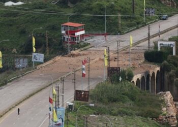 İsrail Lübnan’ı vurmaya devam ediyor