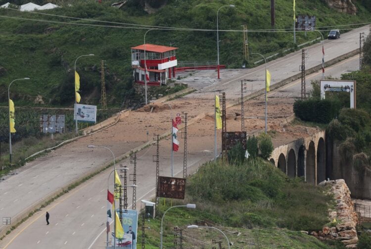 İsrail Lübnan’ı vurmaya devam ediyor