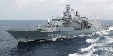 Yunanistan’ın yeni savaş gemisi Kıbrıs’a gidiyor