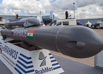 Hindistan’dan BrahMos füzesi hamlesi