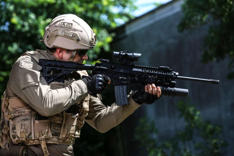 Türkiye’den Endonezya’ya piyade tüfeği