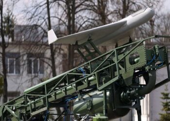 Polonya’dan “İran tipi” dolanan mühimmat