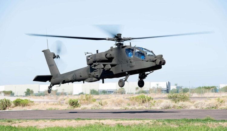 BAE’de askeri helikopter düştü