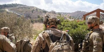 İsrail Lübnan’a kara harekatı başlattı