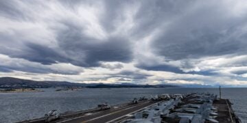 ABD’nin uçak gemisi Hırvatistan’da bakıma alındı