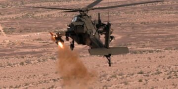 Apache taarruz helikopterinden bir ilk
