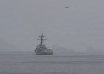 ABD gemilerine Hürmüz Boğazı’nda mayın temizleme görevi