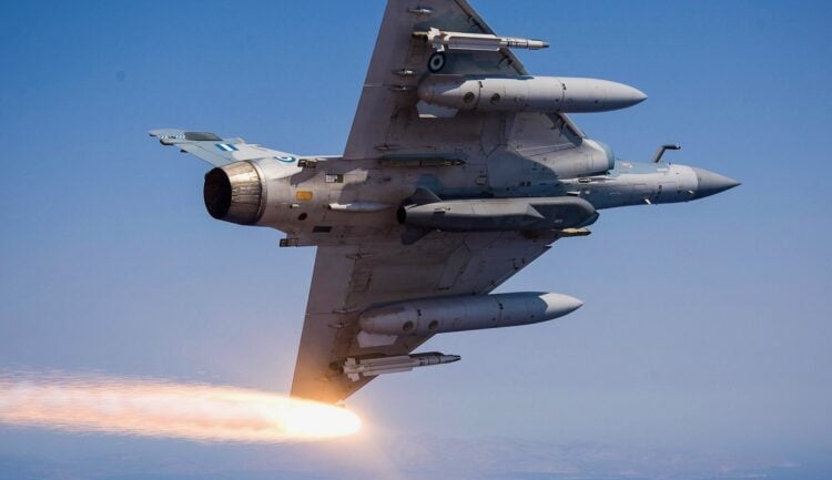 Yunanistan’ın füzelerine Fransız desteği