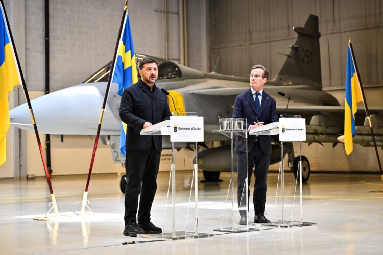İsveç’ten Ukrayna’ya Gripen savaş uçağı tedariki