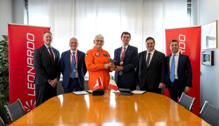 ITPS Canada’dan M-346T Block 20 eğitim uçağı tedariki