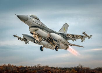 Ukrayna’ya F-16 savaş uçakları için simülatör teslimatı