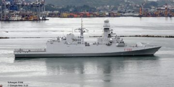 Yunanistan’dan fırkateyn alımına ve modernizasyonuna yeşil ışık